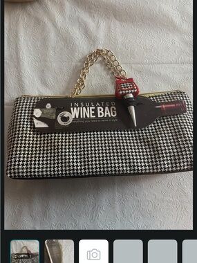 Insulated Wine Bag Clutch in Black & White Houndstooth